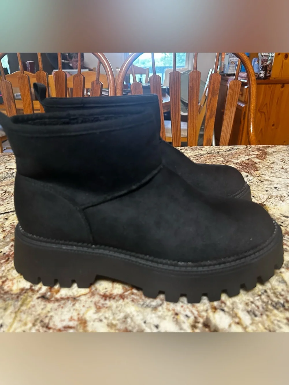 New Dolce Vita Laker Black Plush-Lined Slip-In Women’s 8.5 Boot